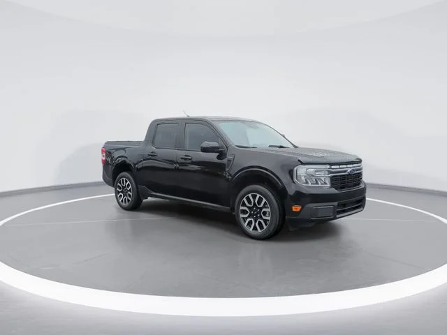 Used 2023 Black Ford Lariat image 2