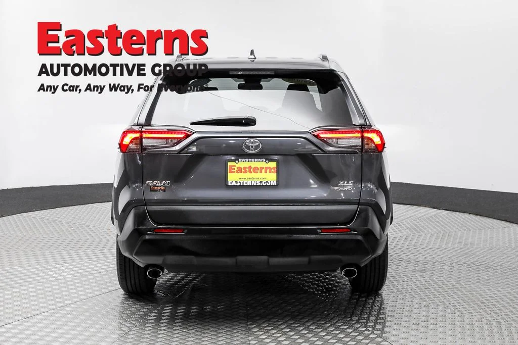 Used 2023 Gray Toyota XLE image 6