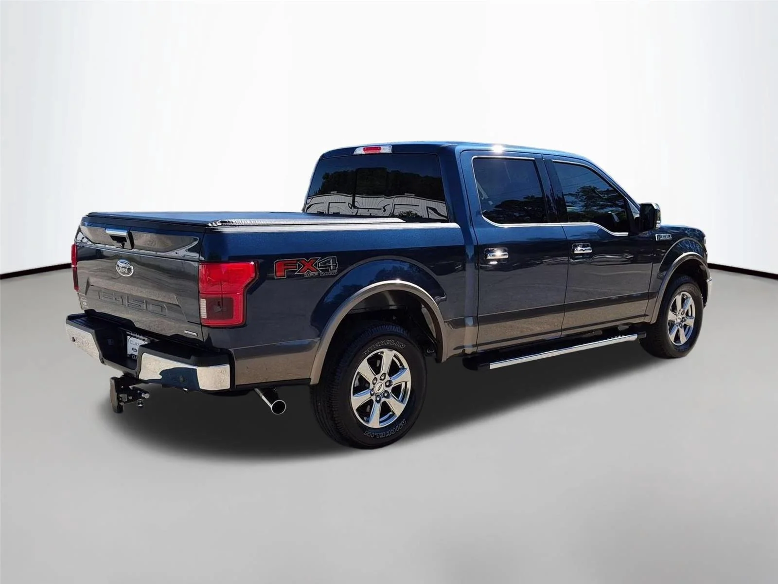 Used 2018 Blue Jeans Metallic Ford LARIAT image 5
