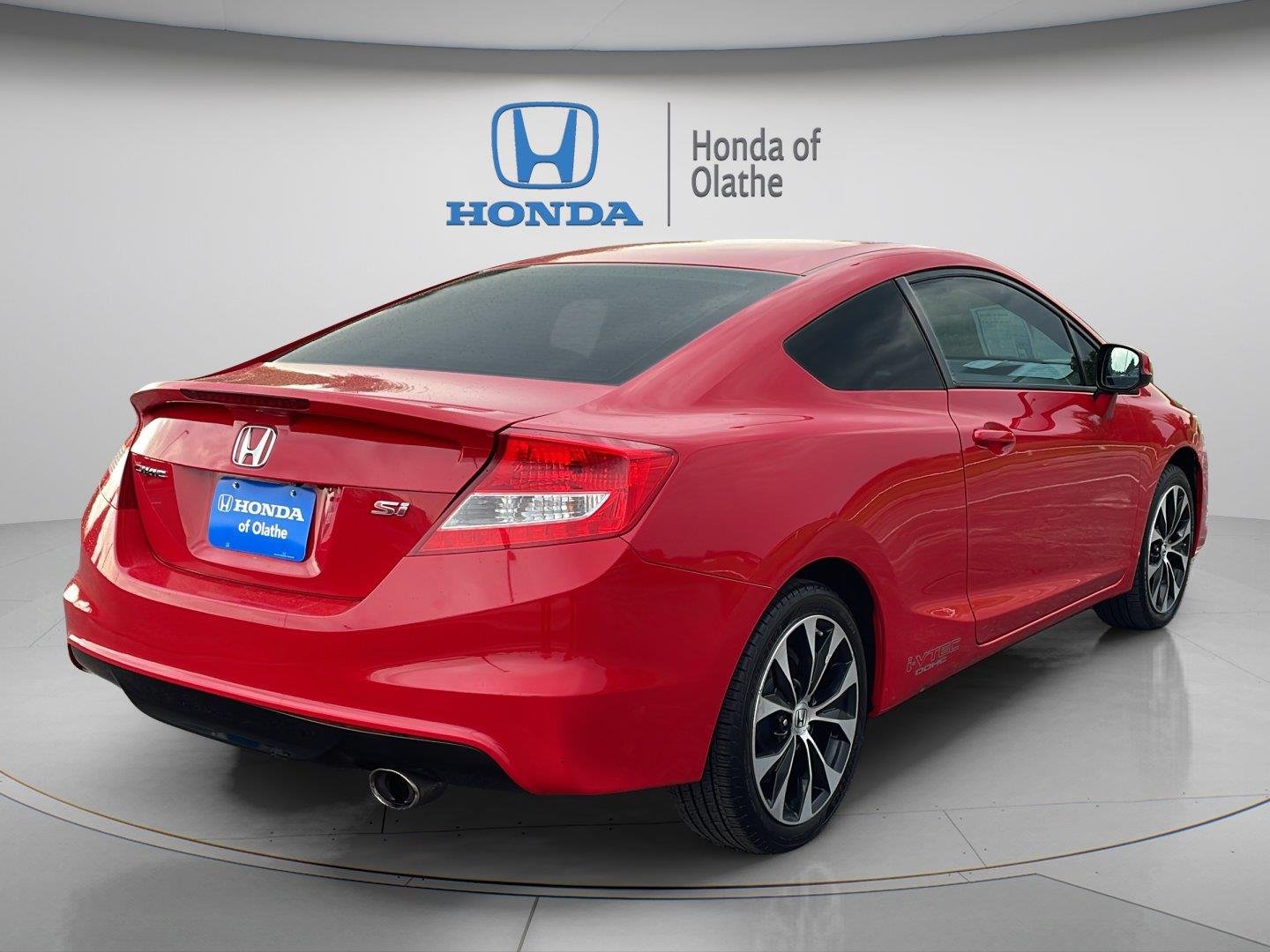 Used 2013 Rallye Red Honda Si image 3