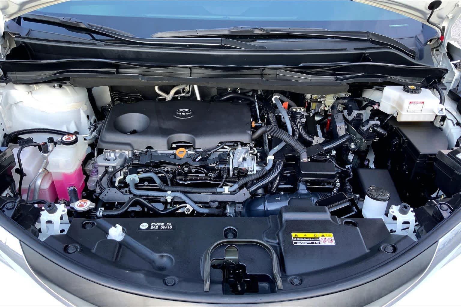 Used 2021 Blizzard Pearl Toyota XLE image 31