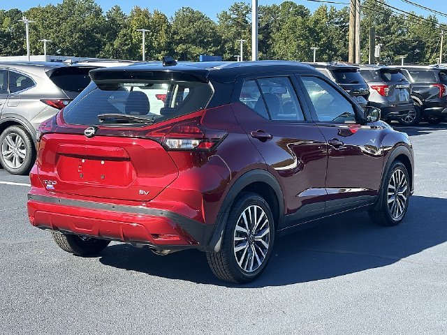 Used 2022 Red Nissan SV image 8