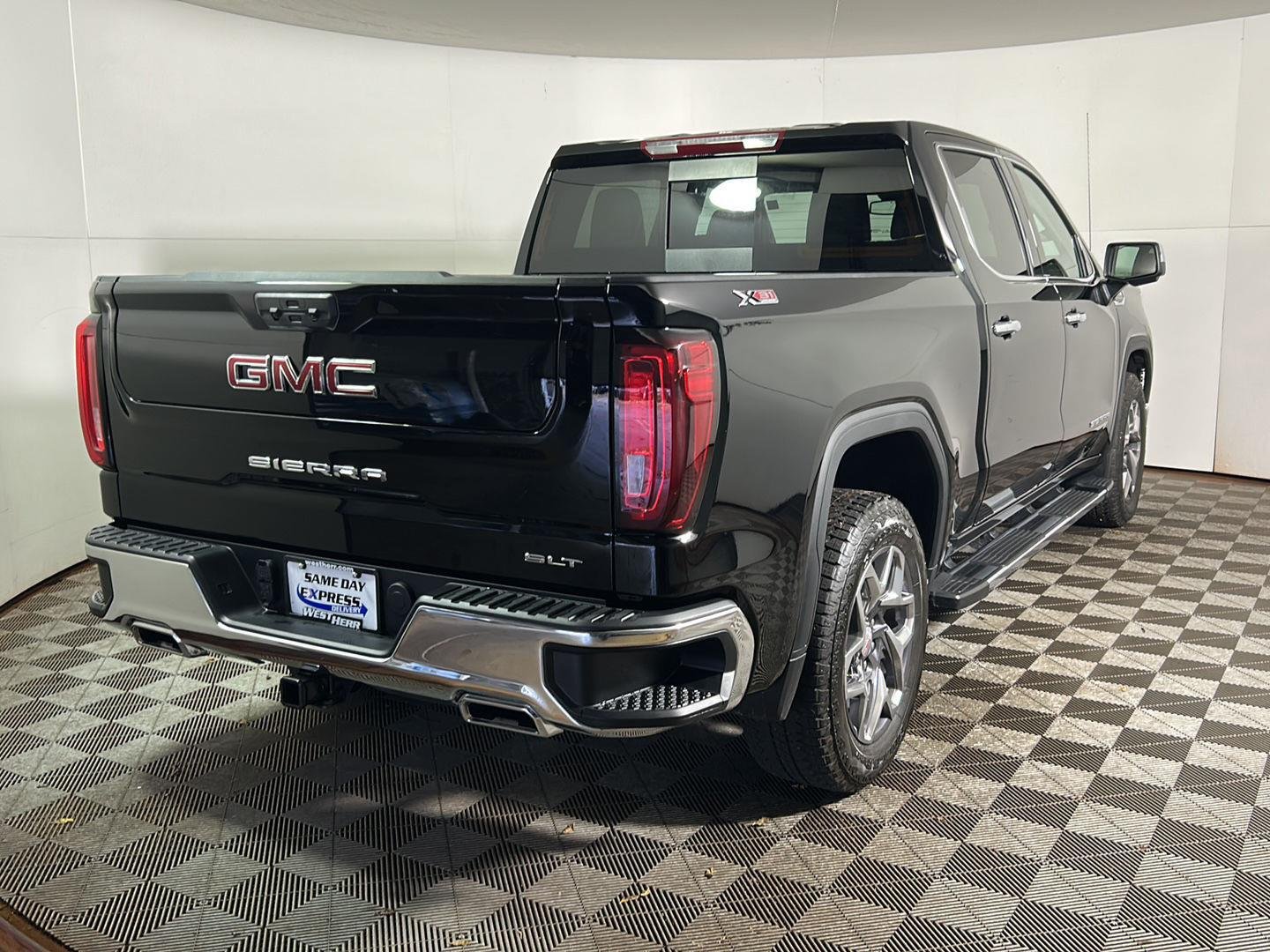 Used 2026 Onyx Black GMC SLT image 6