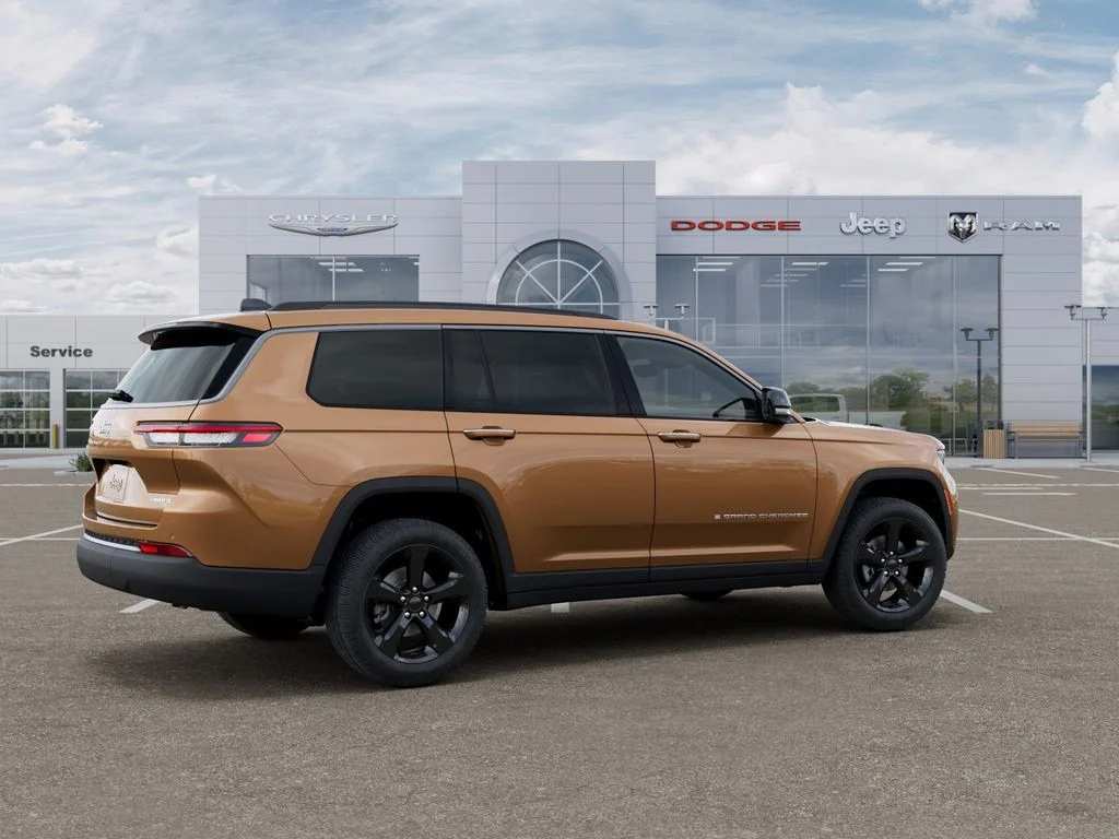 New 2026 Copper Shino Metallic Clear-Coat Exterior Paint Jeep Limited image 4