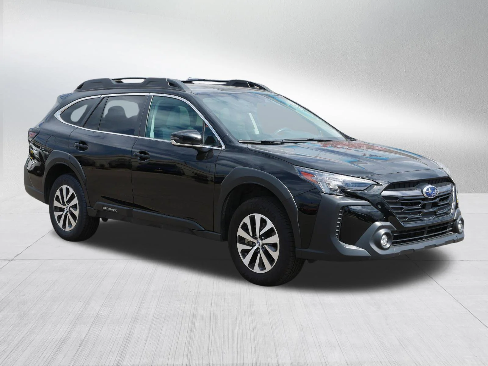 2025 Subaru Outback Premium's photo