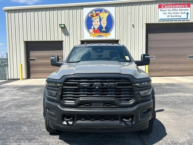 New 2026 Ceramic Gray Clear-Coat Exterior Paint RAM TRADESMAN image 8