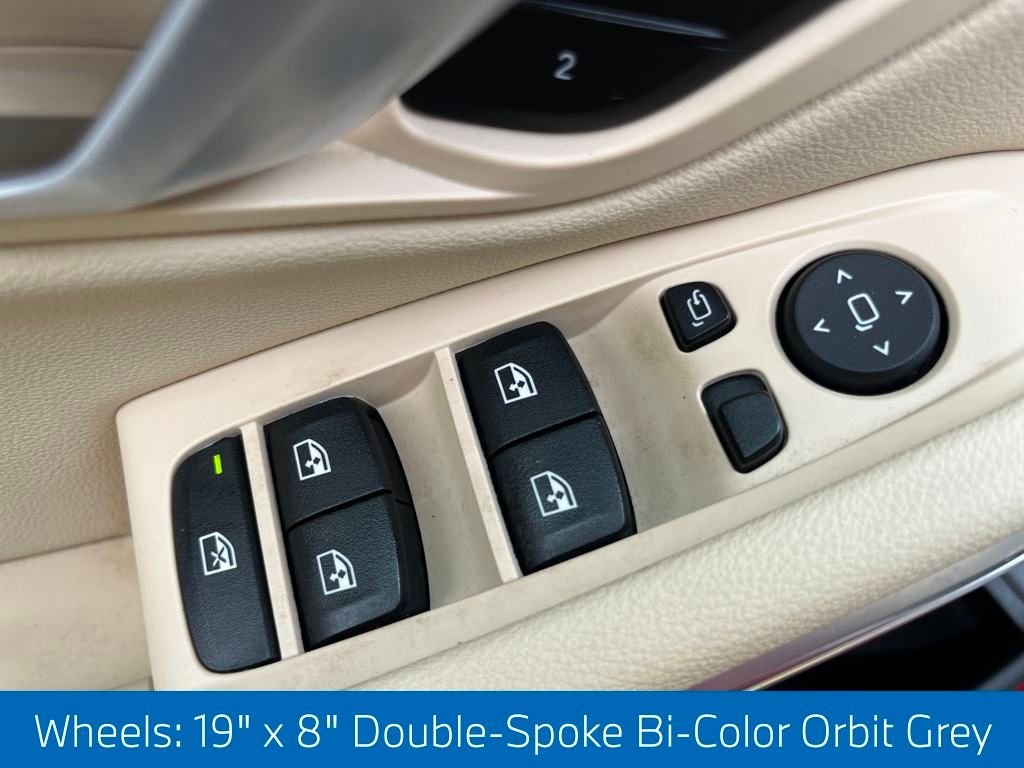 2024 BMW 3 Series 330i - Photo 23