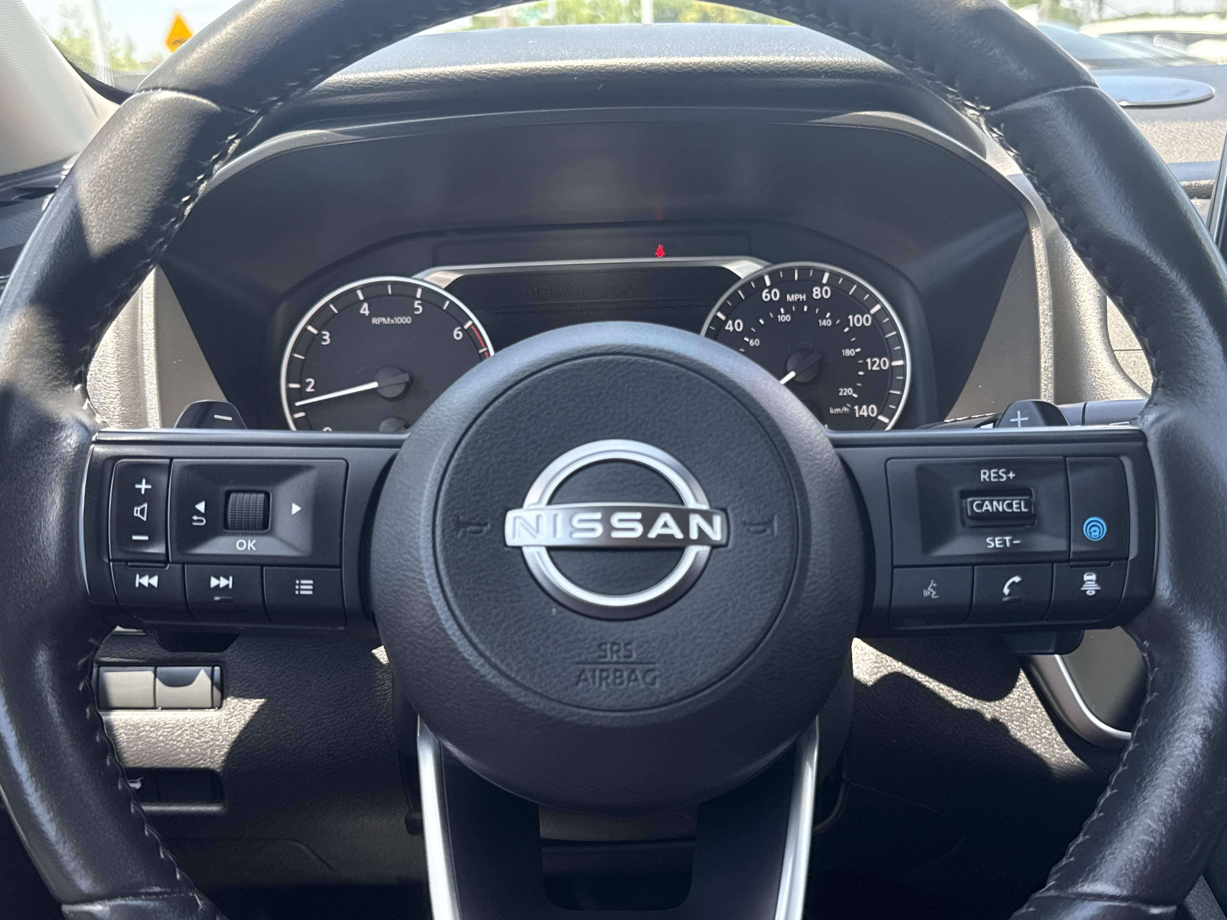 Used 2024 Brilliant Silver Metallic Nissan SV AWD image 21