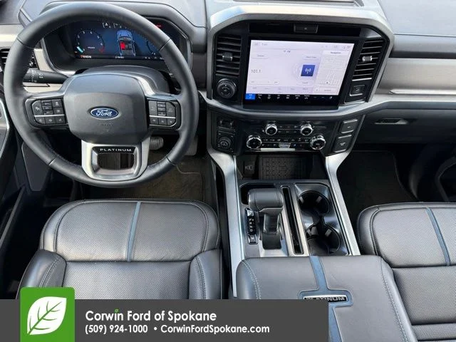 New 2025 Star White Metallic Tri-Coat Ford Platinum image 3