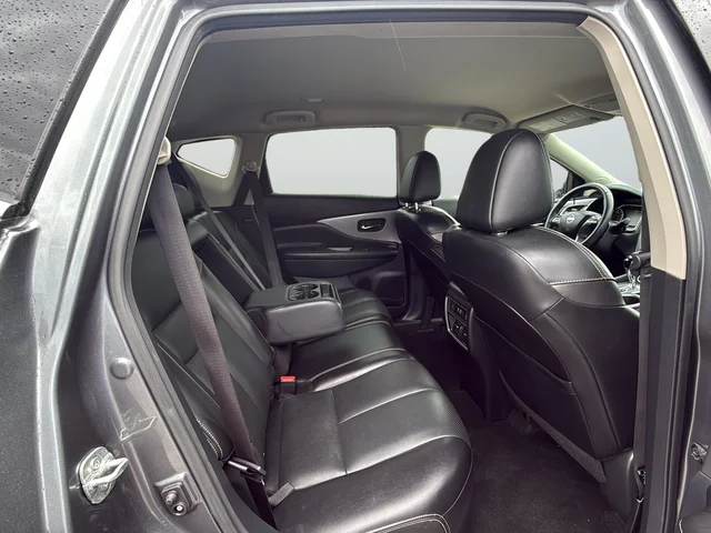 Used 2020 Gray Nissan SL image 10