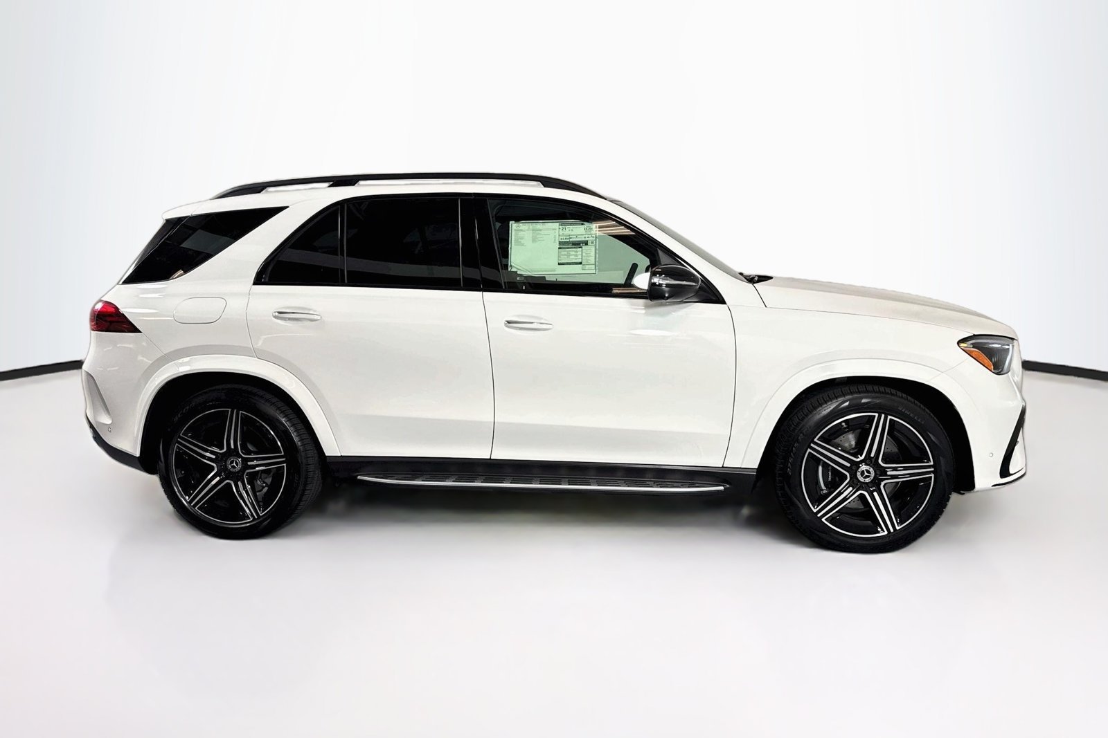 New 2026 Polar White Mercedes-Benz GLE 450 image 4