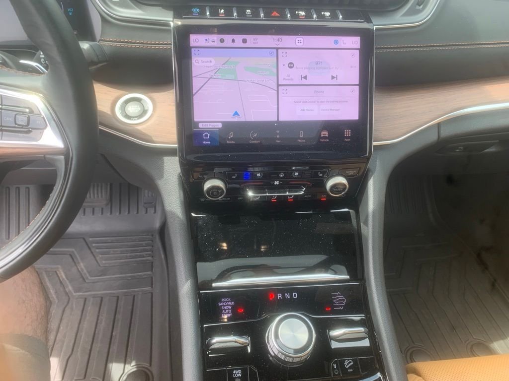 Used 2022 Brown Jeep Summit 4xe image 20