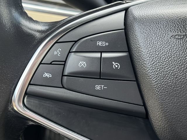 Used 2019 White Cadillac Base image 19