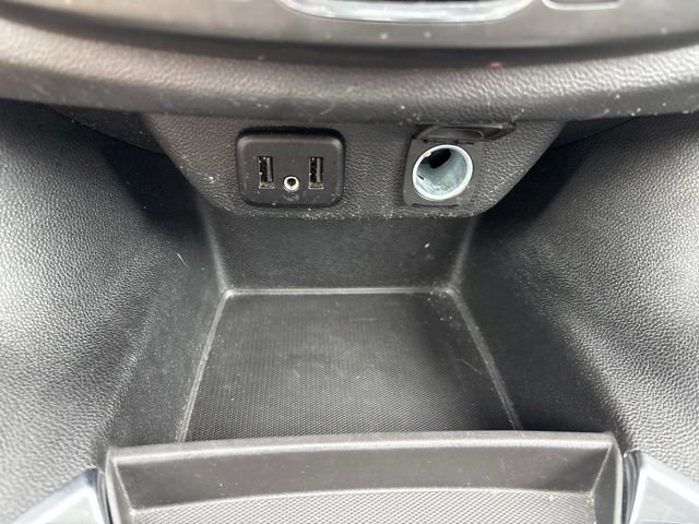 Used 2021 Silver Chevrolet LT image 27