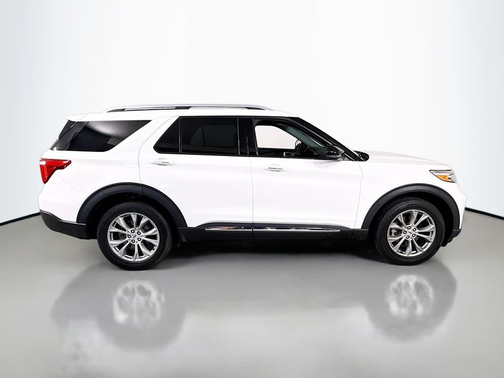 Used 2022 Star White Metallic Tri-Coat Ford Limited image 8