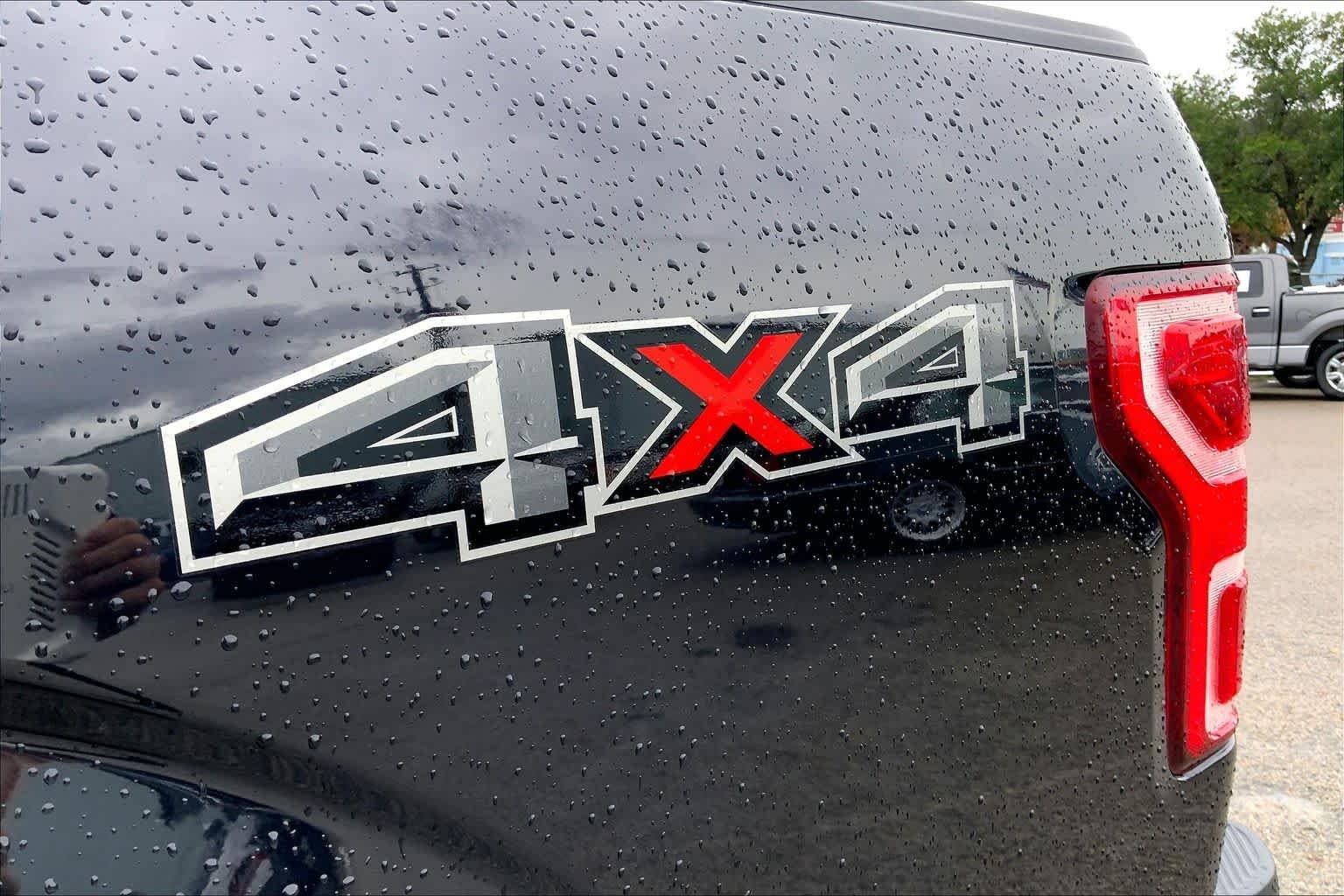Used 2019 Agate Black Ford XLT image 10