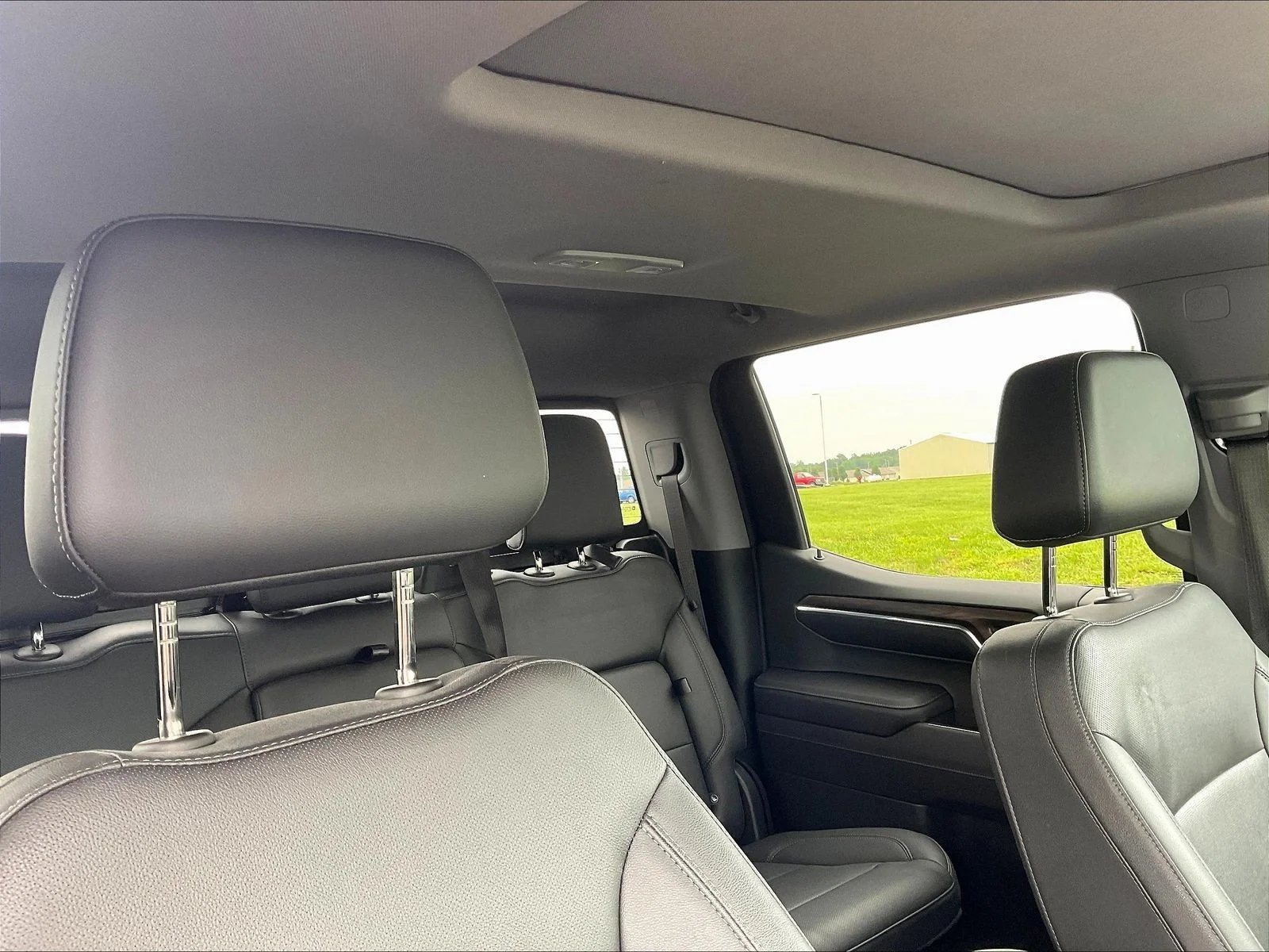 2022 GMC Sierra 1500 SLT - Photo 24