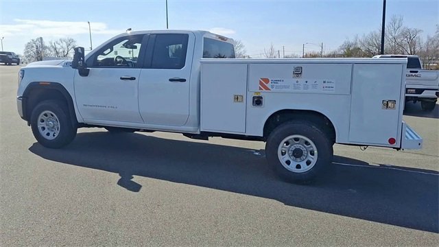 2025 GMC Sierra 3500HD Pro - Photo 7