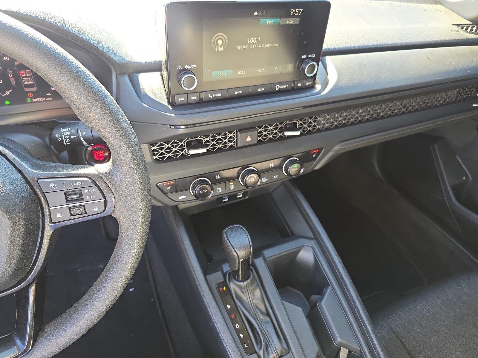 Used 2024 Canyon River Blue Metallic Honda EX image 27