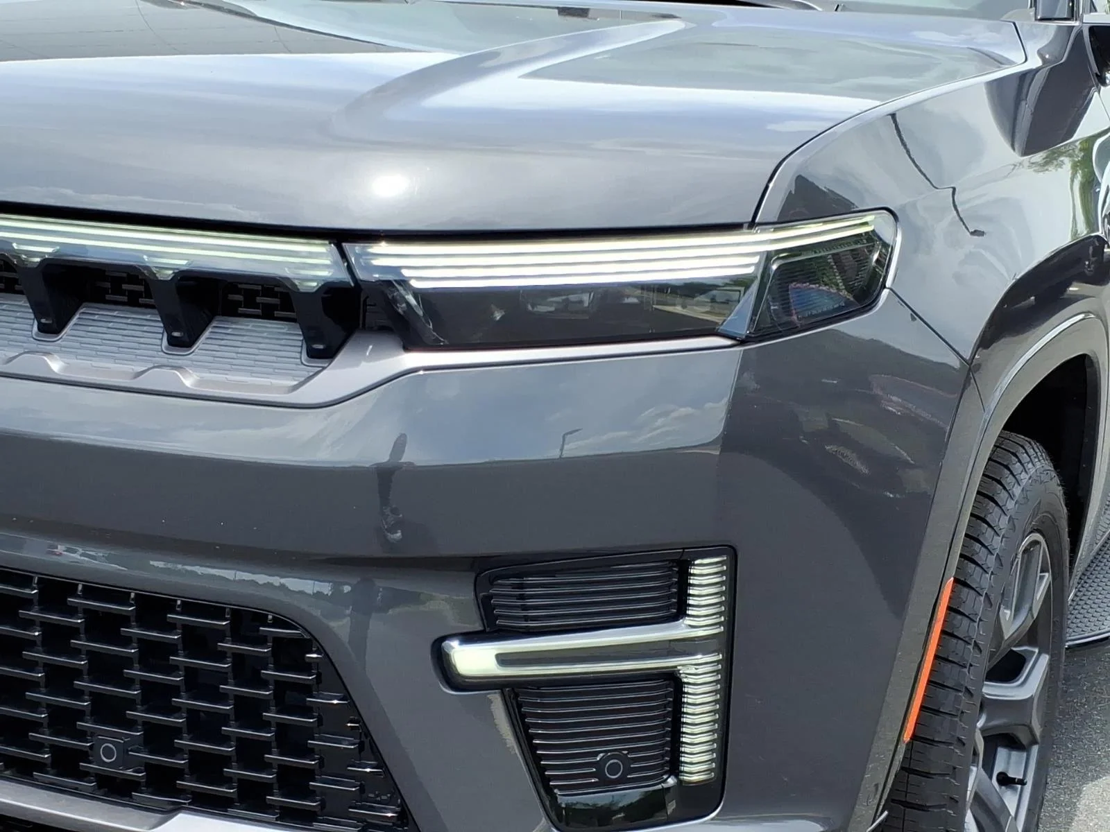 New 2026 Baltic Gray Metallic Clearcoat Jeep Upland image 16