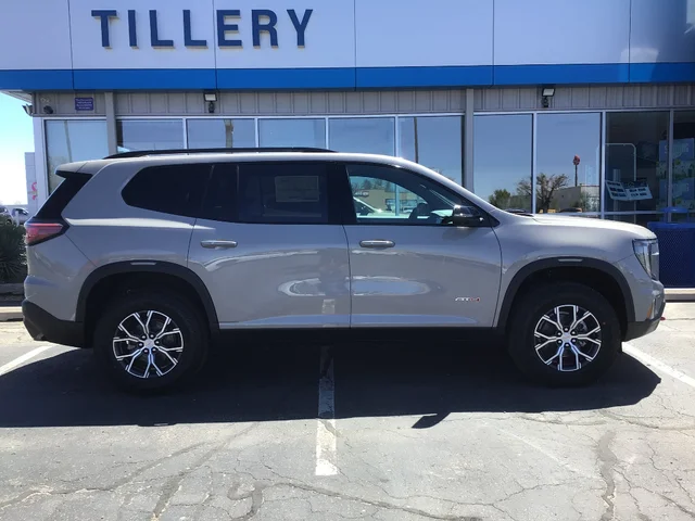 2026 GMC Acadia AT4