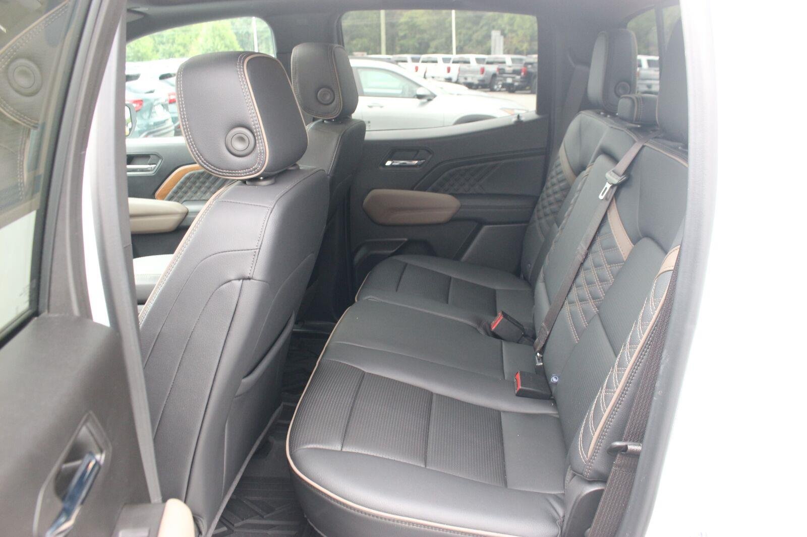 Used 2024 Summit White GMC Denali image 34