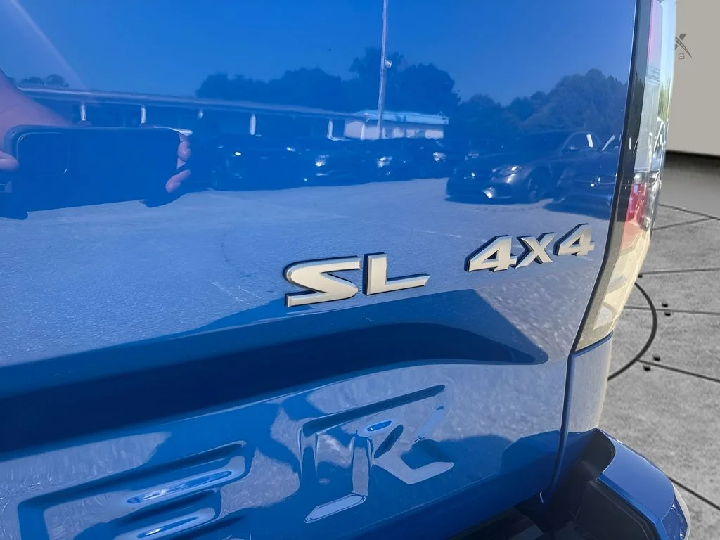 Used 2024 Blue Nissan SL image 27