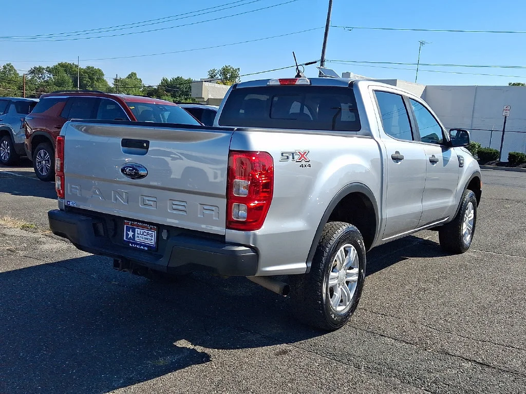Used 2020 Iconic Silver Met Ford XL image 11