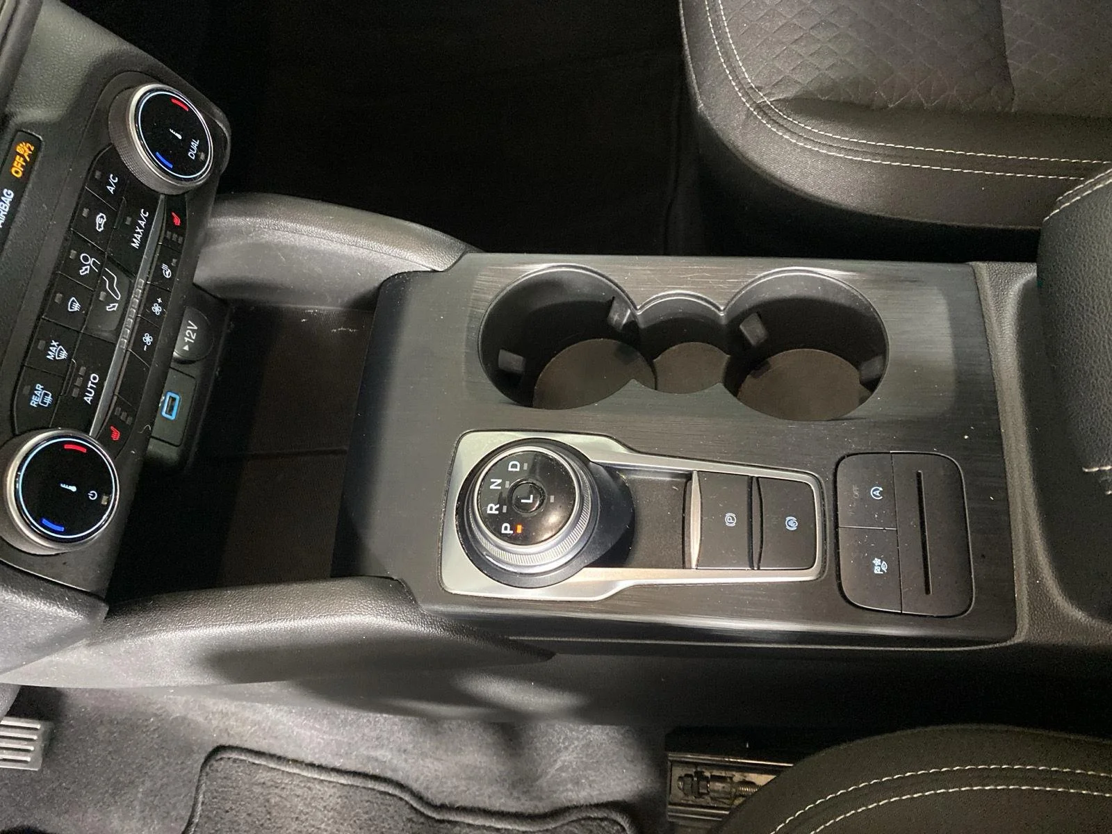 Used 2023 Iconic Silver Ford Active image 23