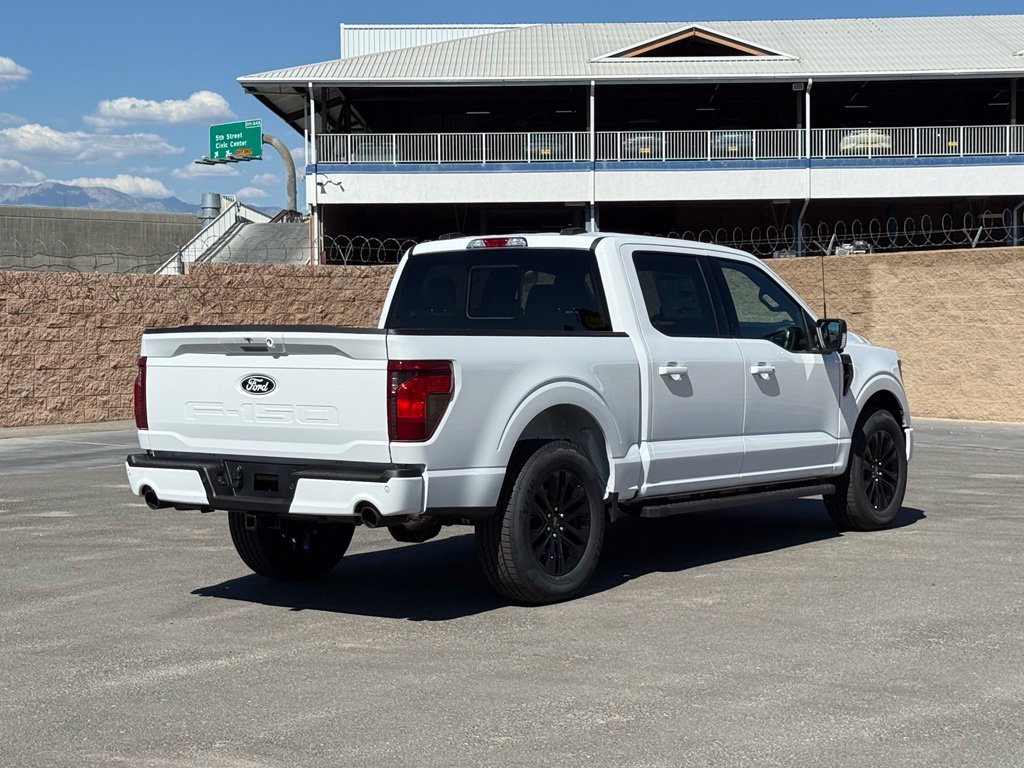 New 2026 Oxford White Ford XLT image 3