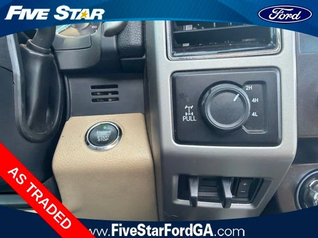 Used 2020 White Ford Lariat image 22