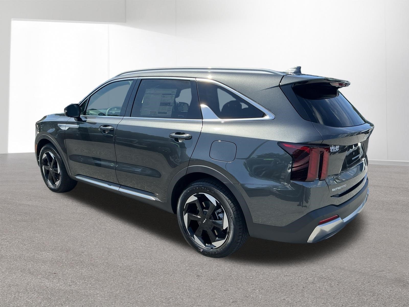 New 2026 Interstellar Gray Kia EX image 5