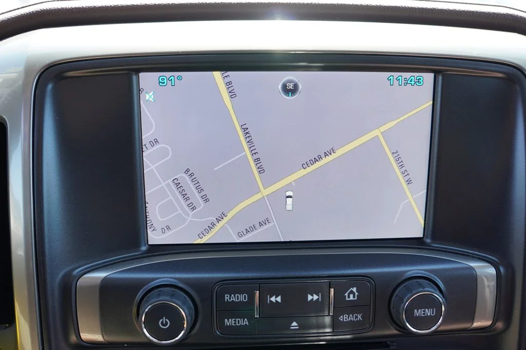Used 2015 Black Chevrolet High Country image 28