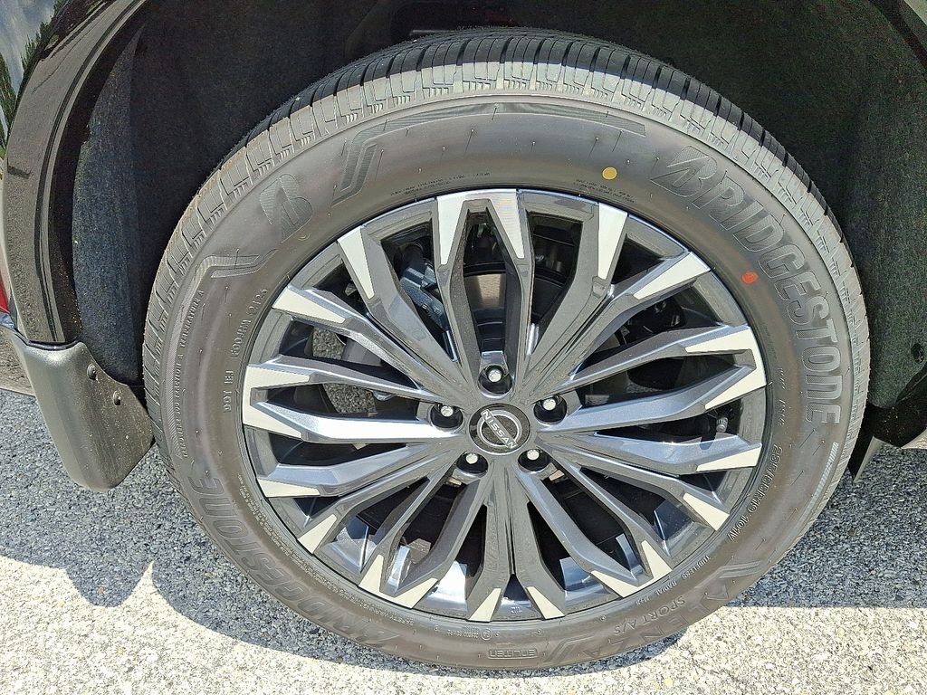 New 2026 Scarlet Ember Tintcoat Nissan Platinum image 5