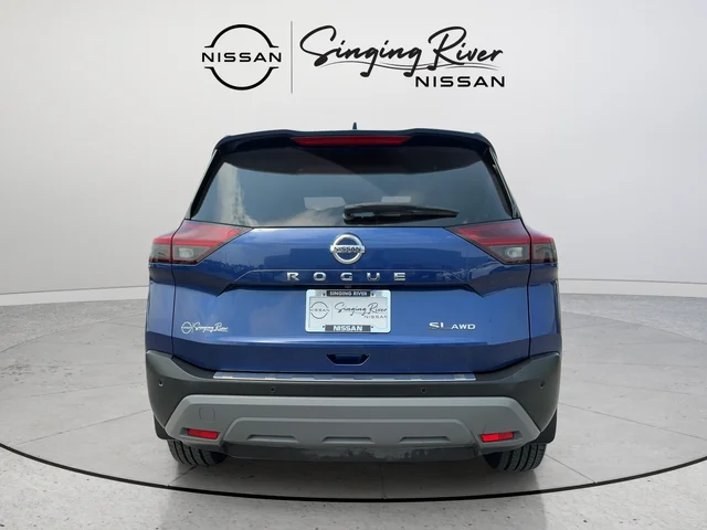 Used 2021 Blue Nissan SL image 6