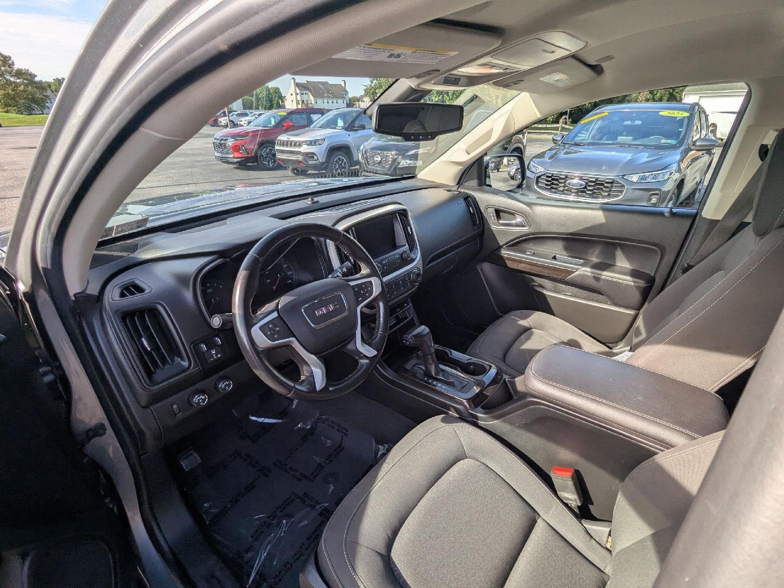 Used 2019 SATIN STEEL METALLIC GMC 4WD SLE image 13