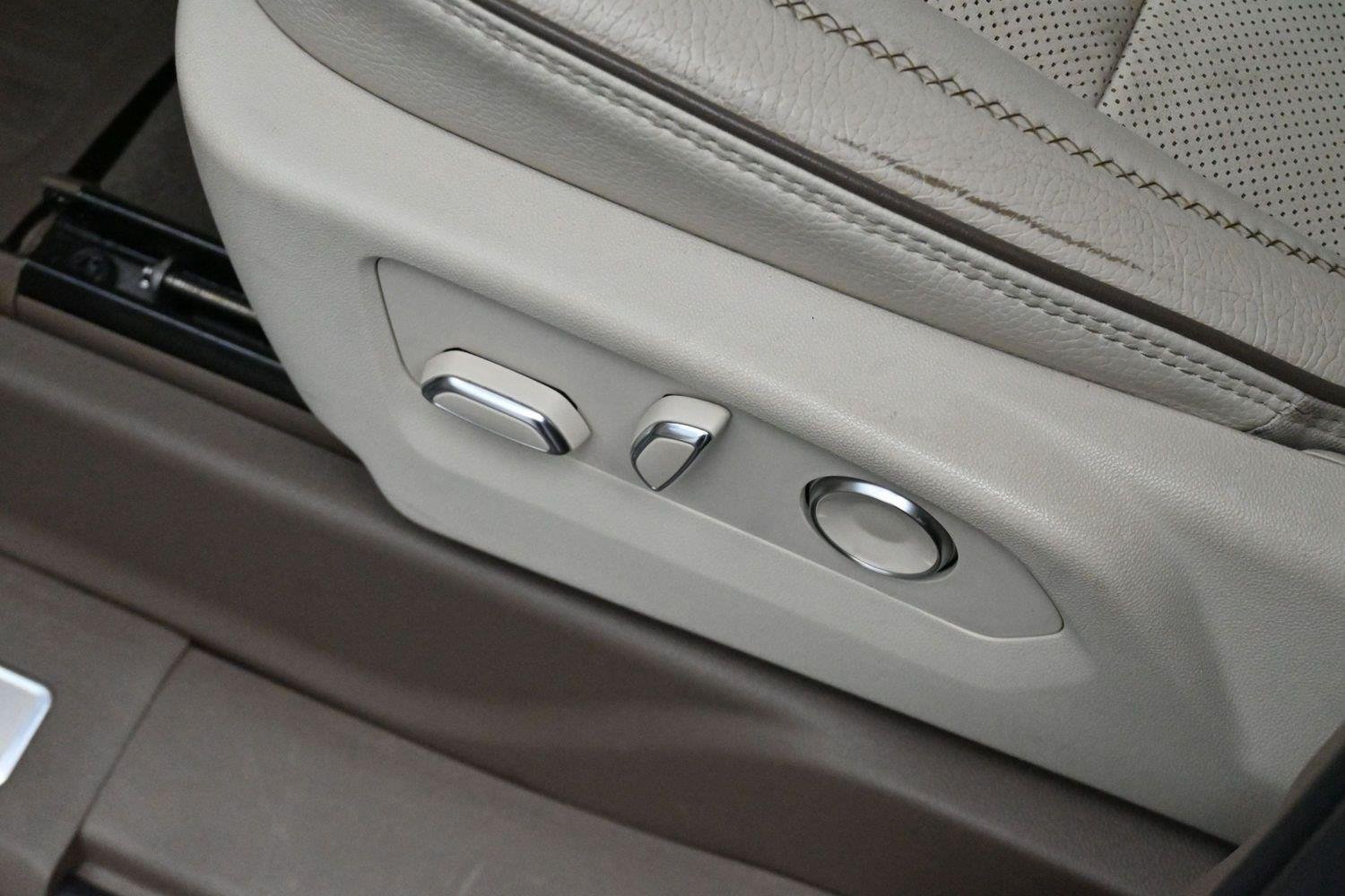 Used 2021 Summit White GMC Denali image 14