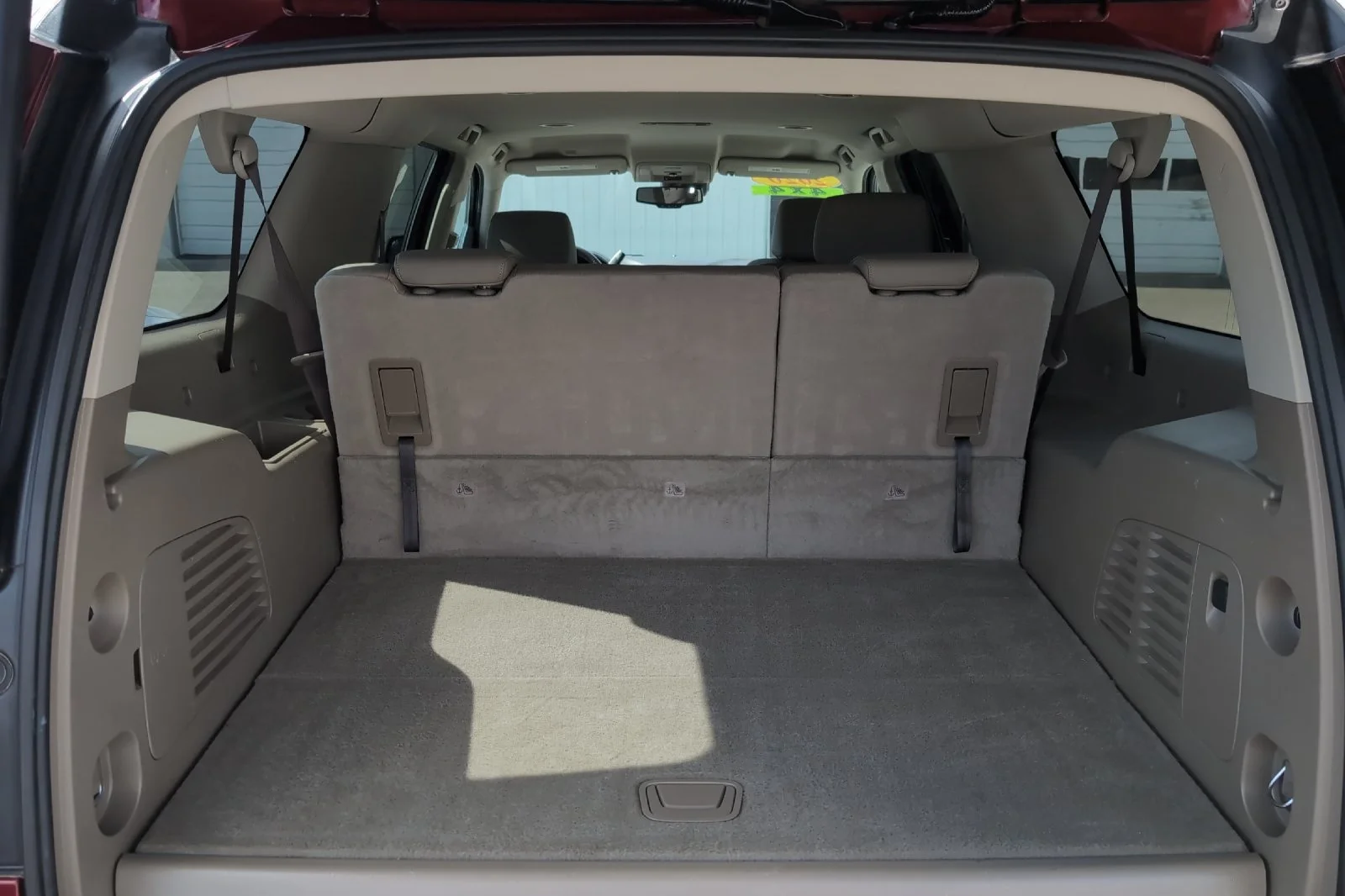 Used 2020 SIREN RED TINTCOAT Chevrolet LT image 17