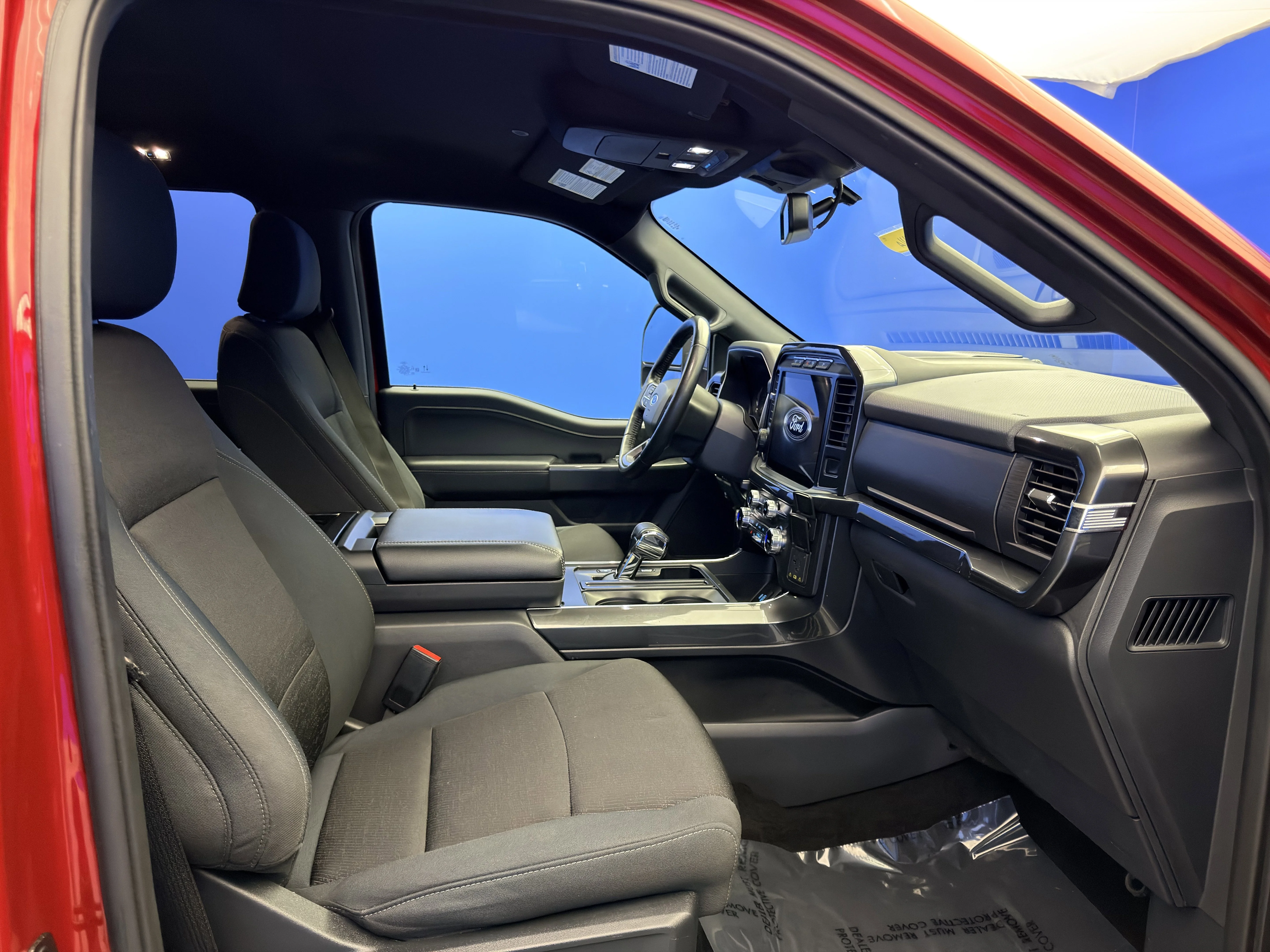 Used 2022 Rapid Red Metallic Tinted Clearcoat Ford XLT image 26