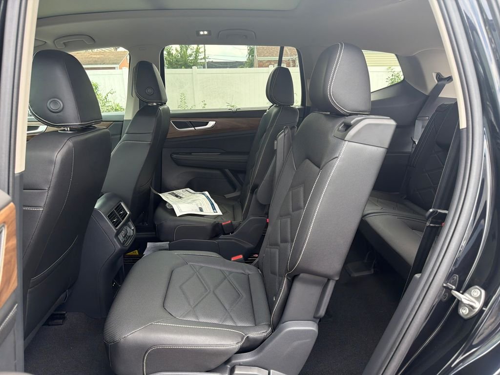 New 2026  Volkswagen 2.0T SE w/Technology image 24