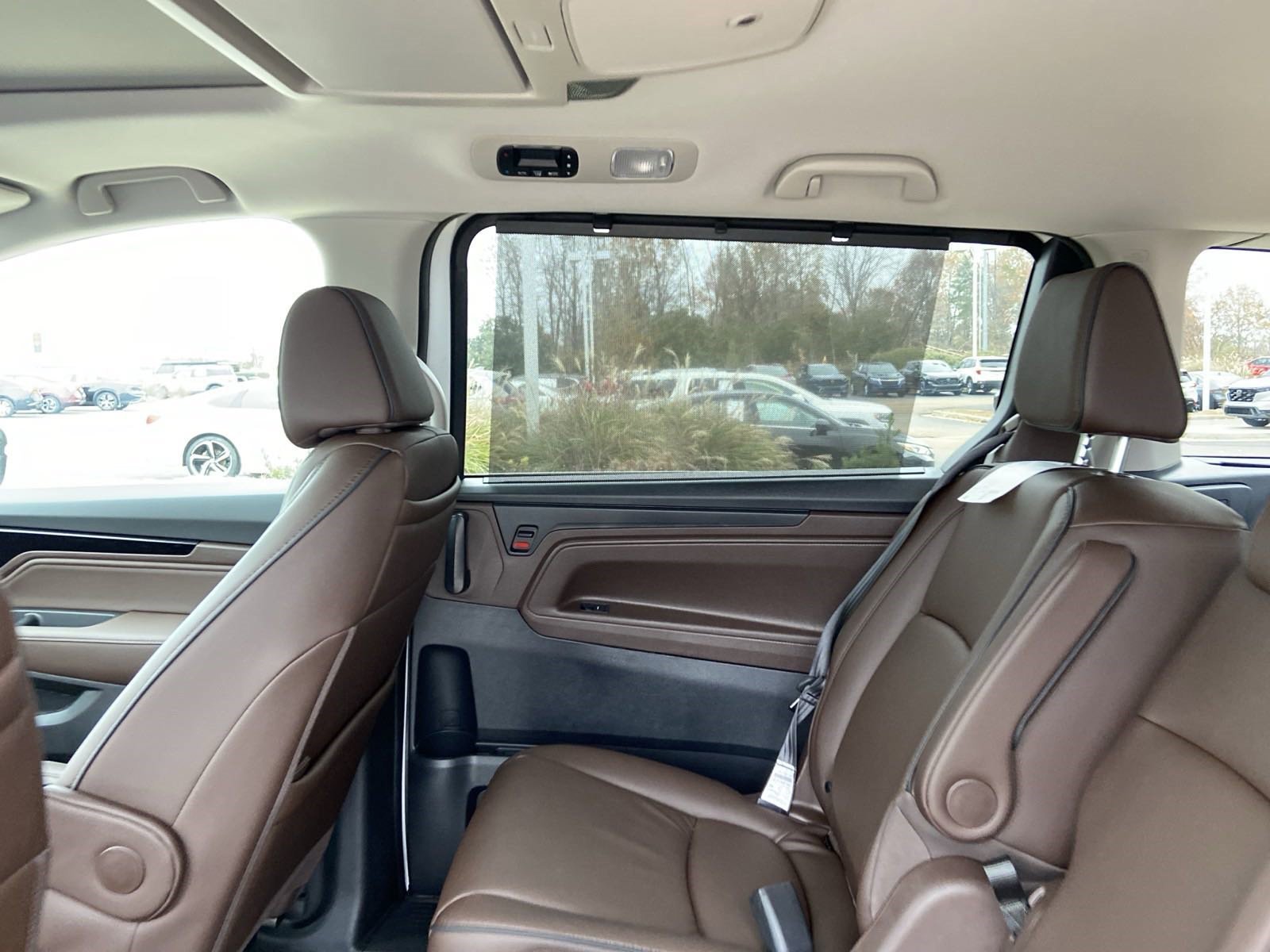 New 2026 Platinum White Pearl Honda Touring image 48