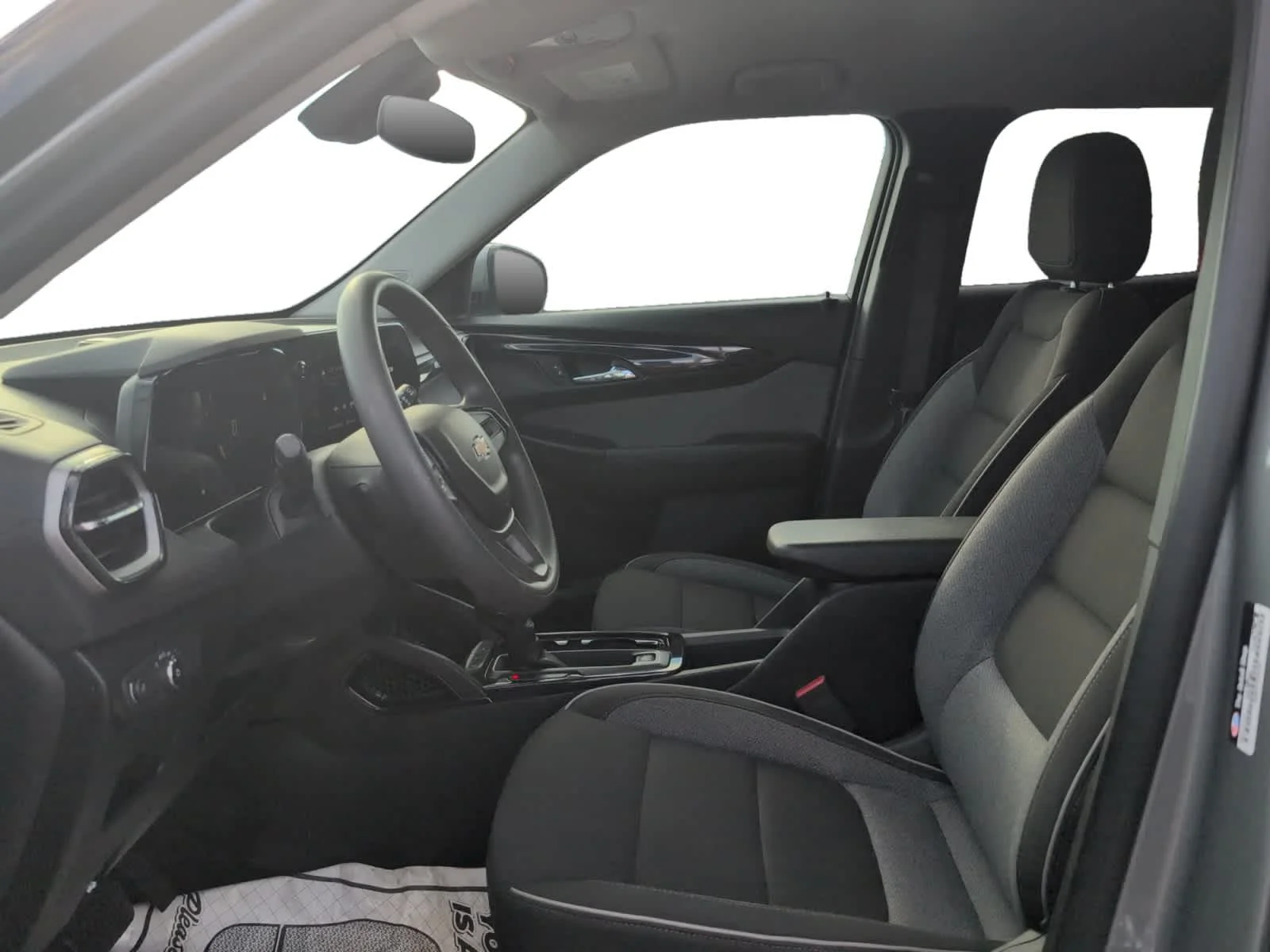Used 2025 Sterling Gray Metallic Chevrolet LT image 11