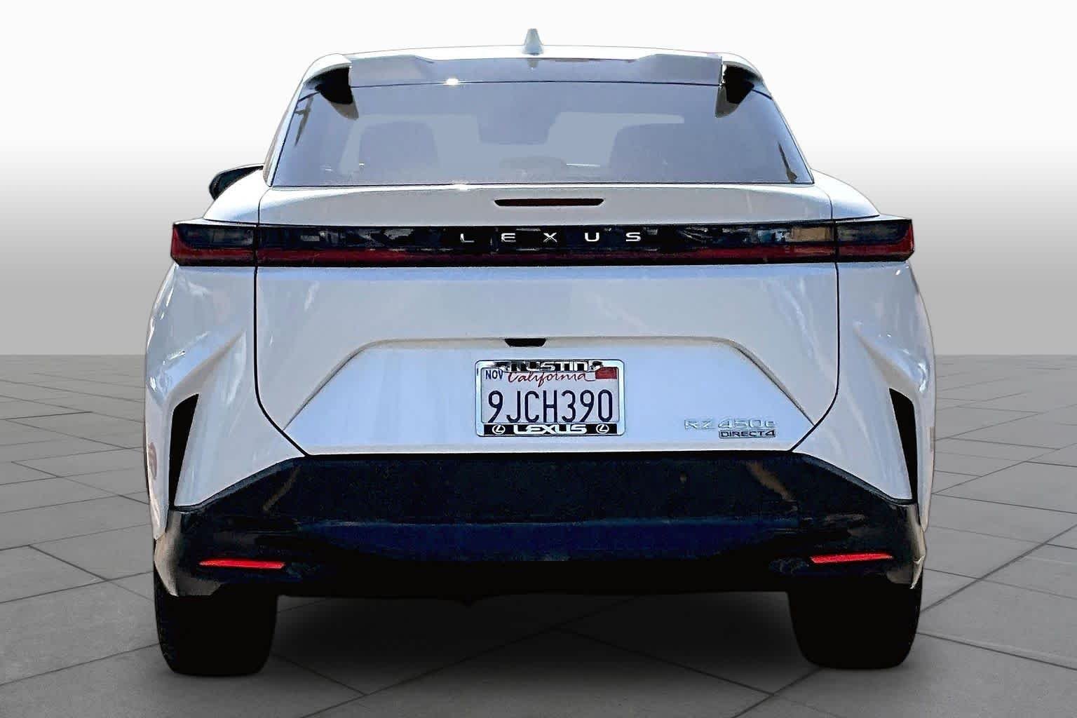 Certified Used 2023 Eminent White Pearl Lexus Premium image 5