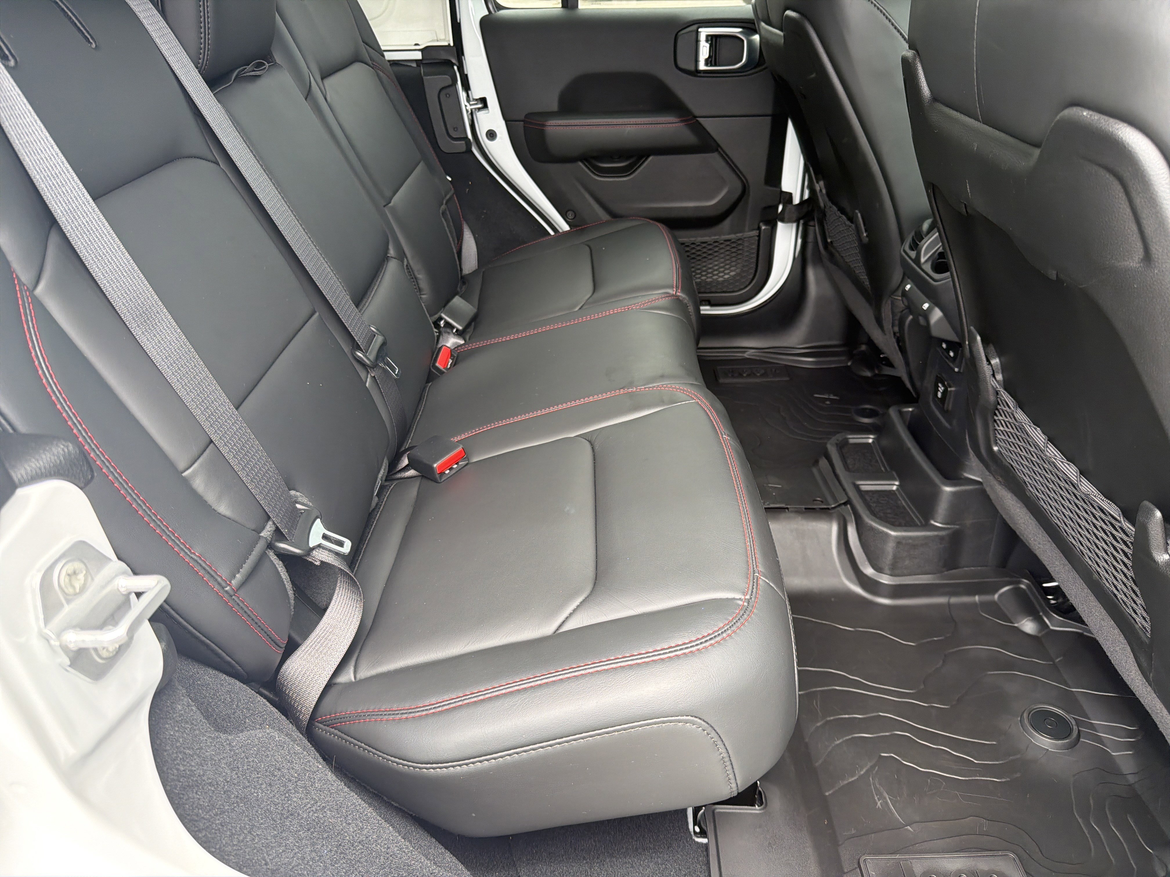 Used 2026 Bright White Clearcoat Jeep Rubicon X image 16