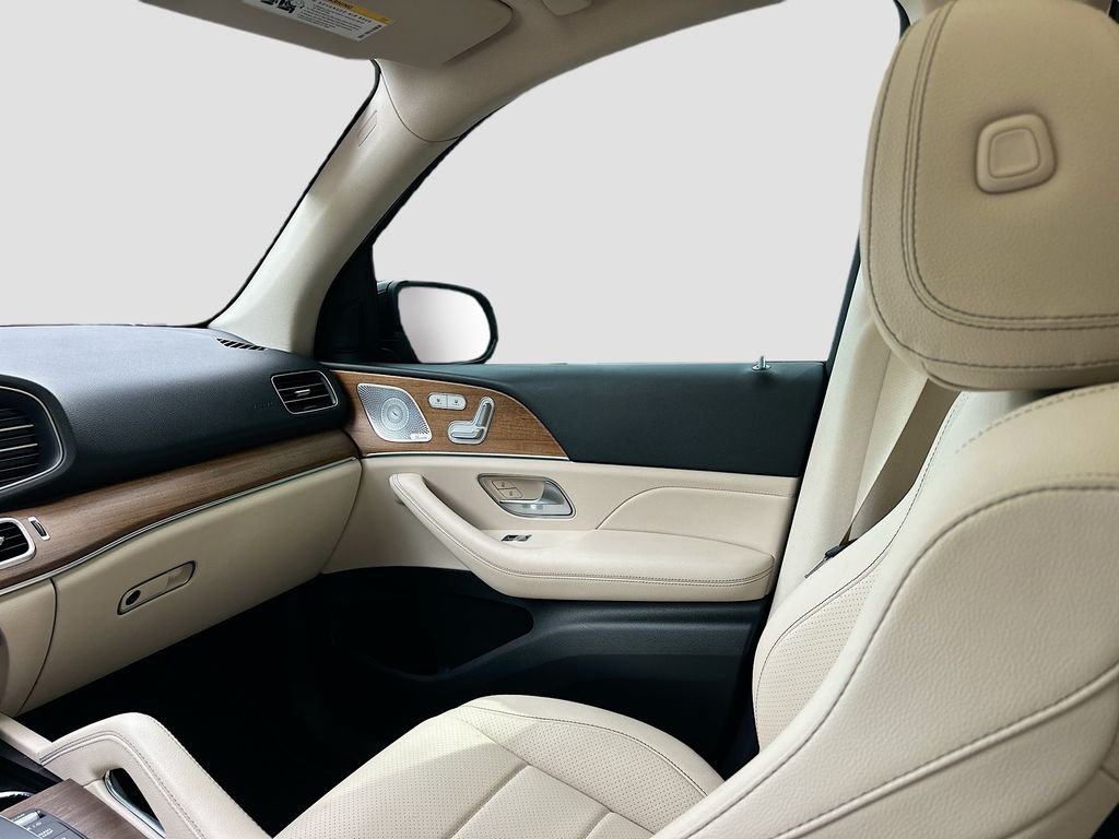 Certified Used 2022 Black Mercedes-Benz GLE 350 image 25