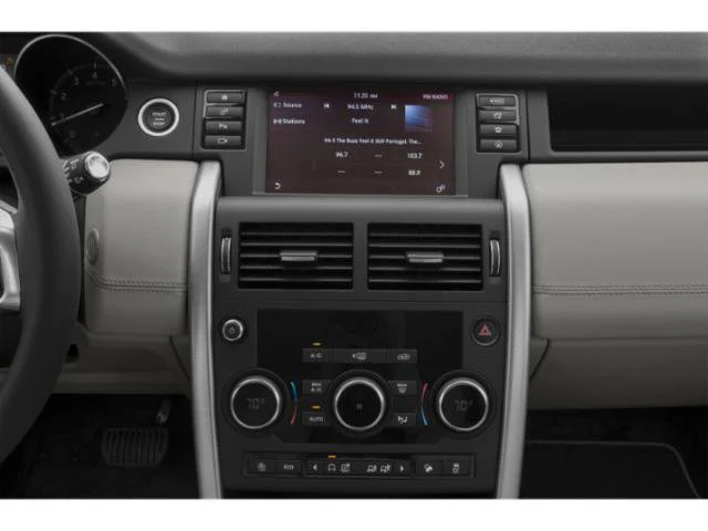 Used 2019  Land Rover  image 10