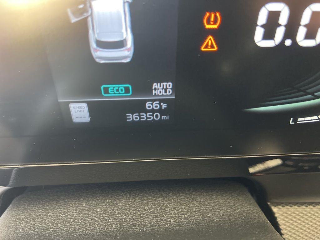 Used 2023 Snow White Pearl Kia LX image 11