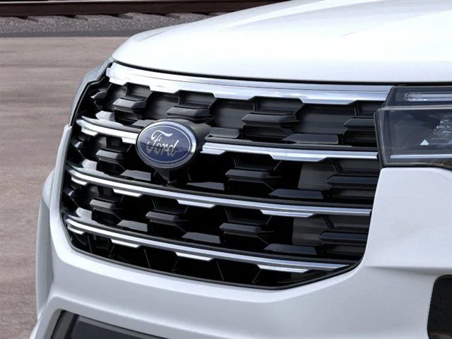 New 2026 Star White Metallic Tri-Coat Ford Active image 17