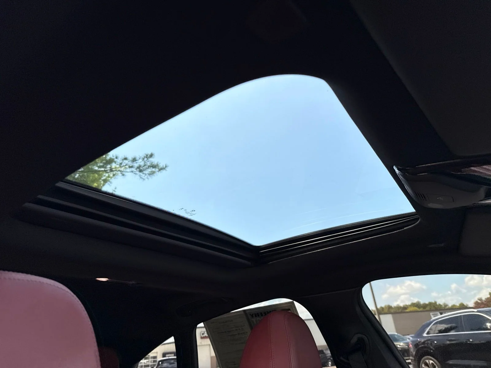 Used 2024 Gray BMW M440i xDrive image 8