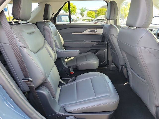 Used 2026 Vapor Blue Metallic Ford Active image 19